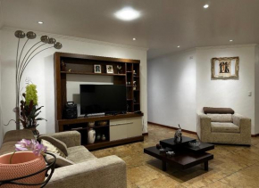 Apartment in the heart of Av Solano